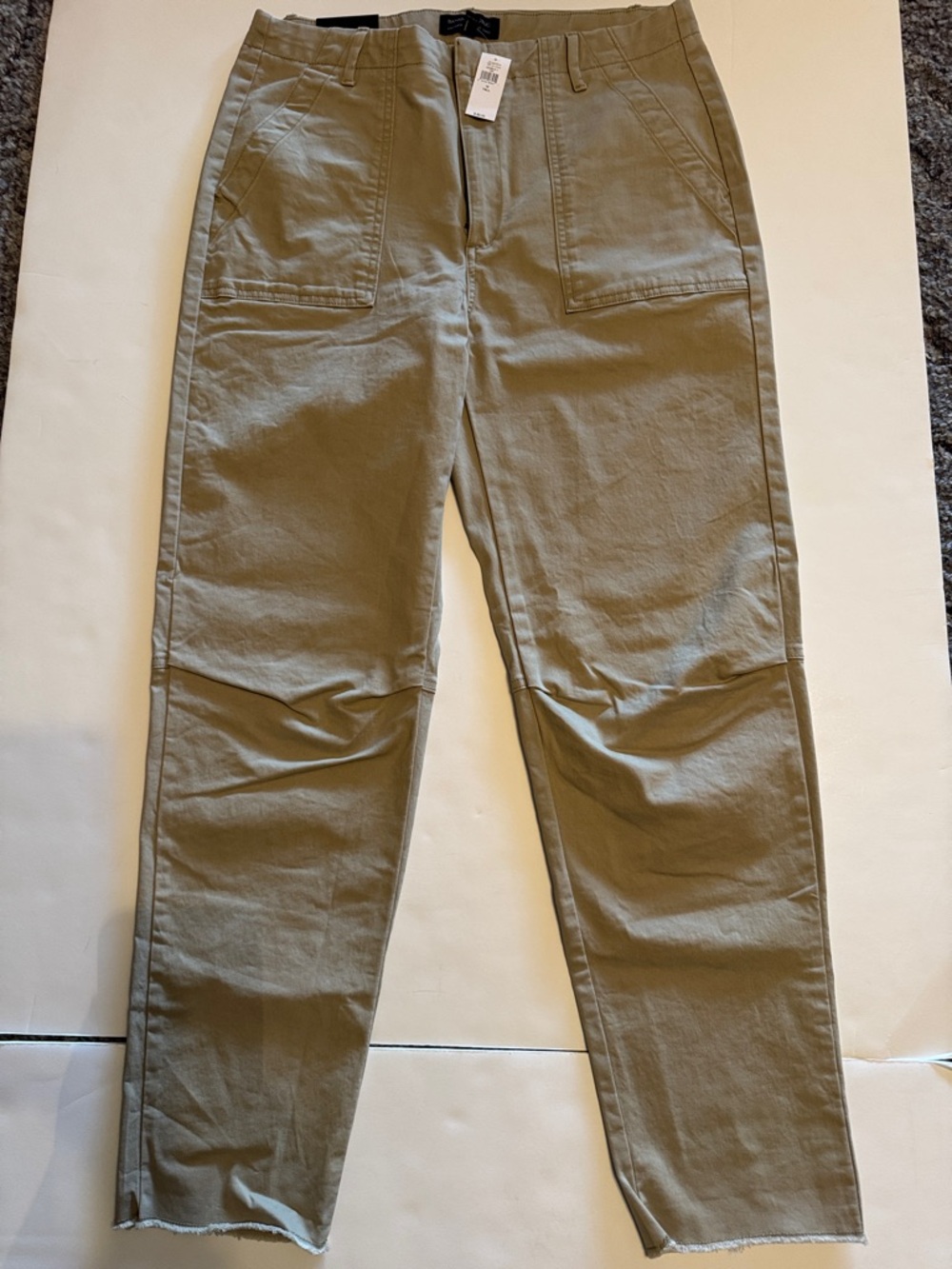 Women’s Banana Republic Factory Khaki Cropped Utility Pants
